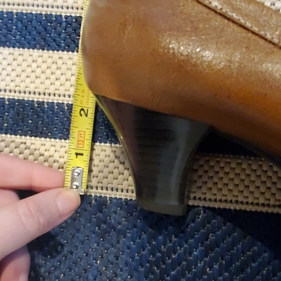 BRAND NEW with tags A2 with Heelrest - Picture 5 of 10